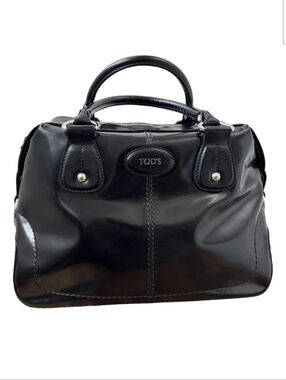 Tod's D Bag Patent Leather Top Handle Handbag – Glossy Luxury Designer Bag